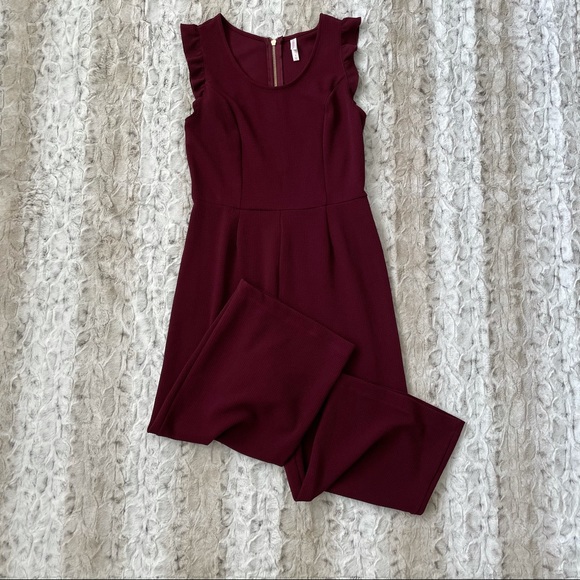 Maroon wide leg ruffle sleeve jumpsuit - Picture 2 of 2